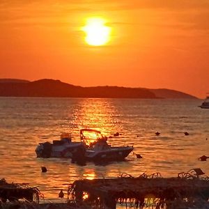 Villa 3 Ishujt Ksamil